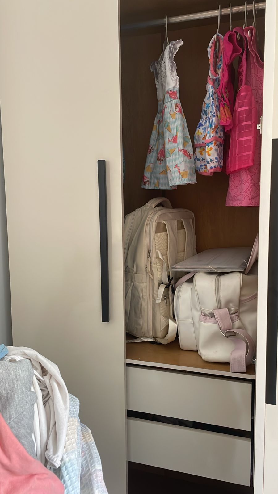 guarda roupa infantil